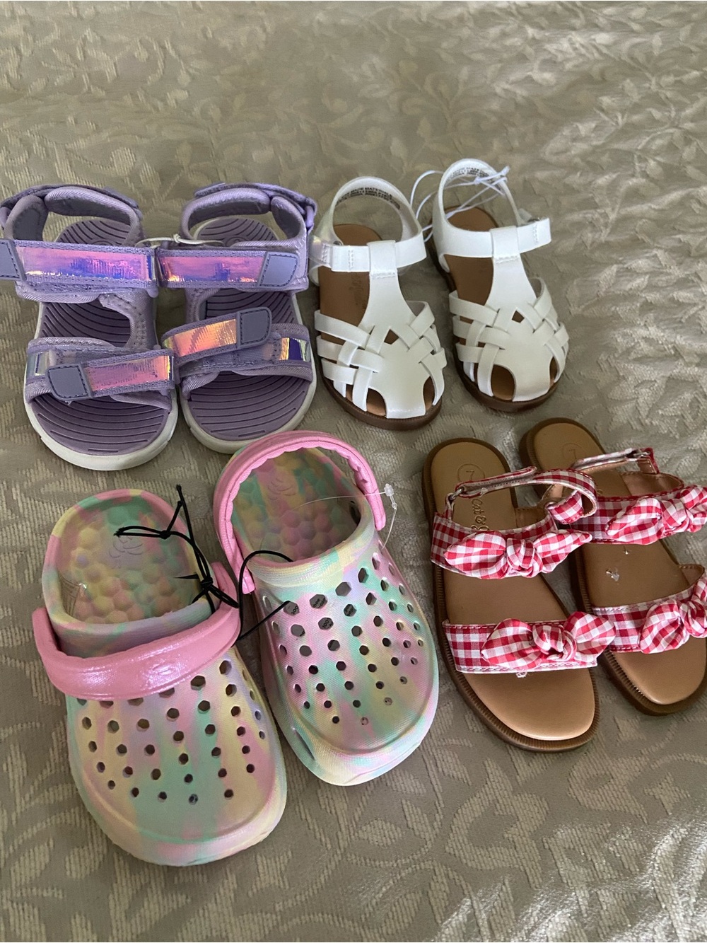 Cat & Jack  Pink Green Kids Clogs and sandals in gingham, purple and white NEW